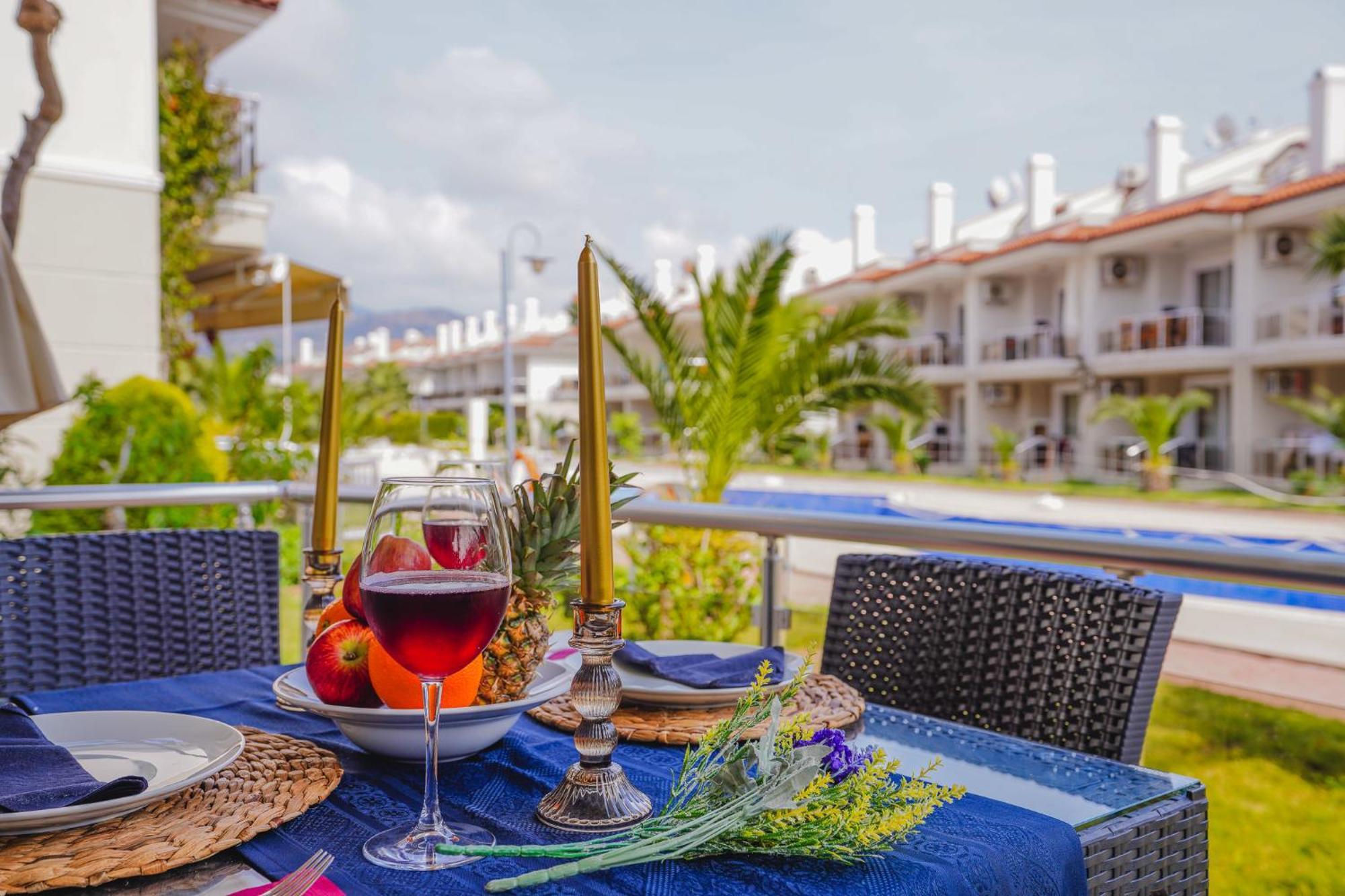 Sunset Beach Resort Aqua Lettings Fethiye Zewnętrze zdjęcie